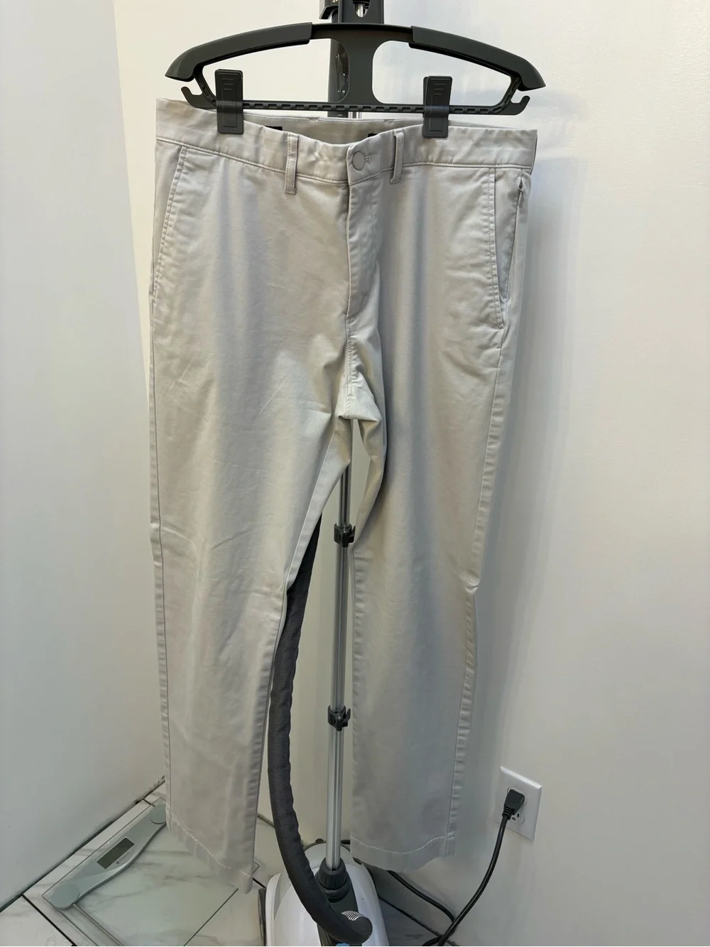 J. Crew Flex Men's Chinos in Beige/Tan